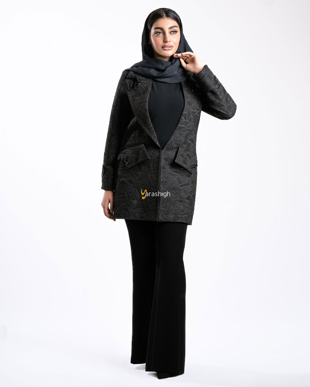 k-(1-of-5) مانتو كتي تافته مشكي كايرا - Image 1